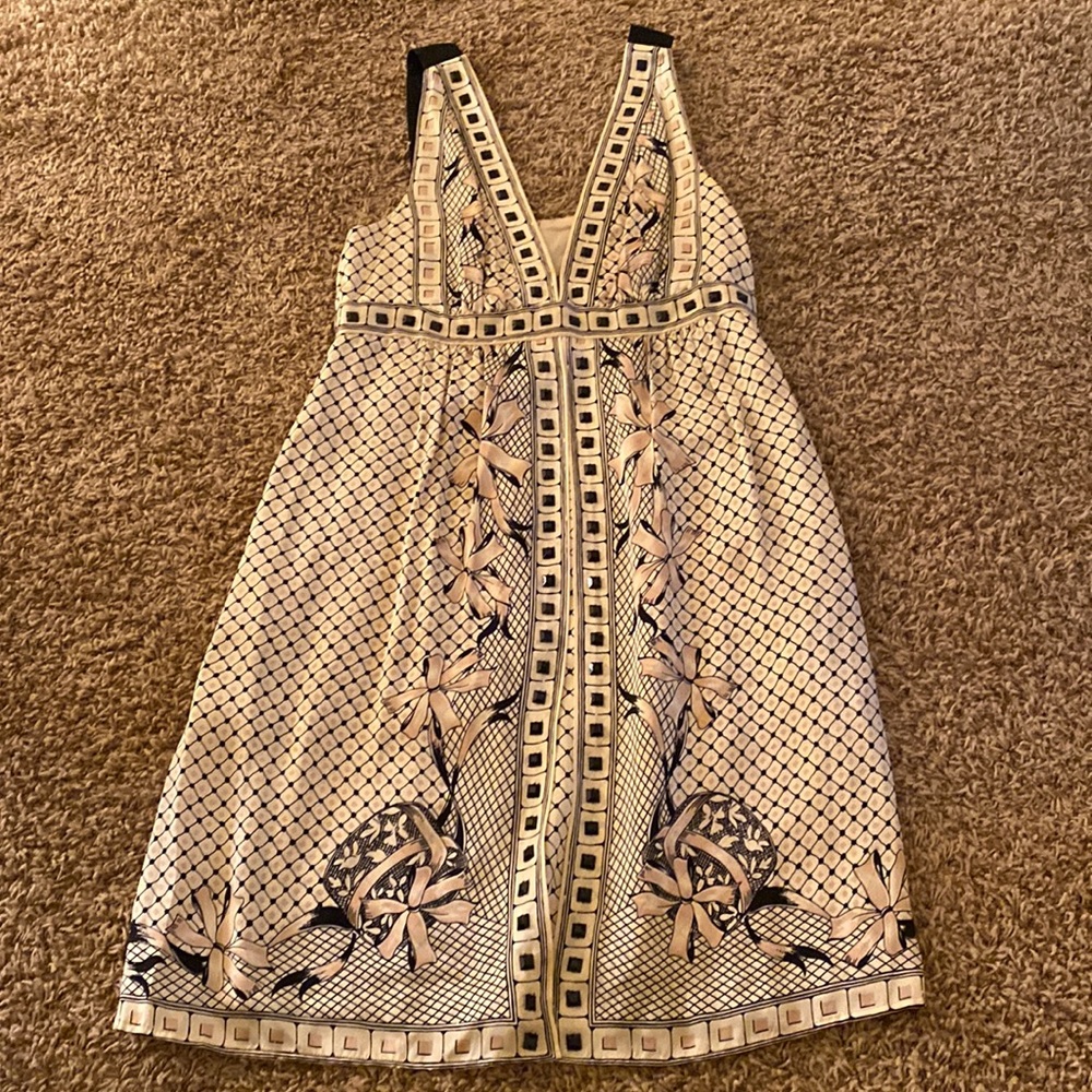 😎Gorgeous SILK DRESS🌸